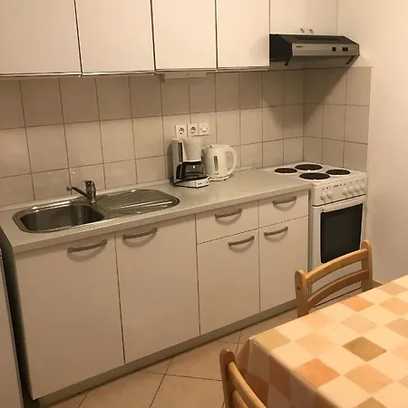 Апартаменты Stefanic 1a